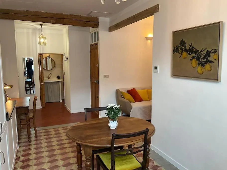 Apartment Au Coeur D'Avignon - Logement Climatise